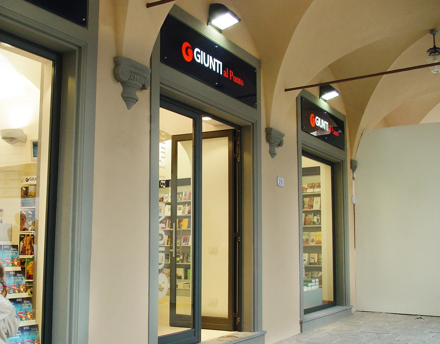 insegna luminosa plexiglass vernice led firenze.JPG