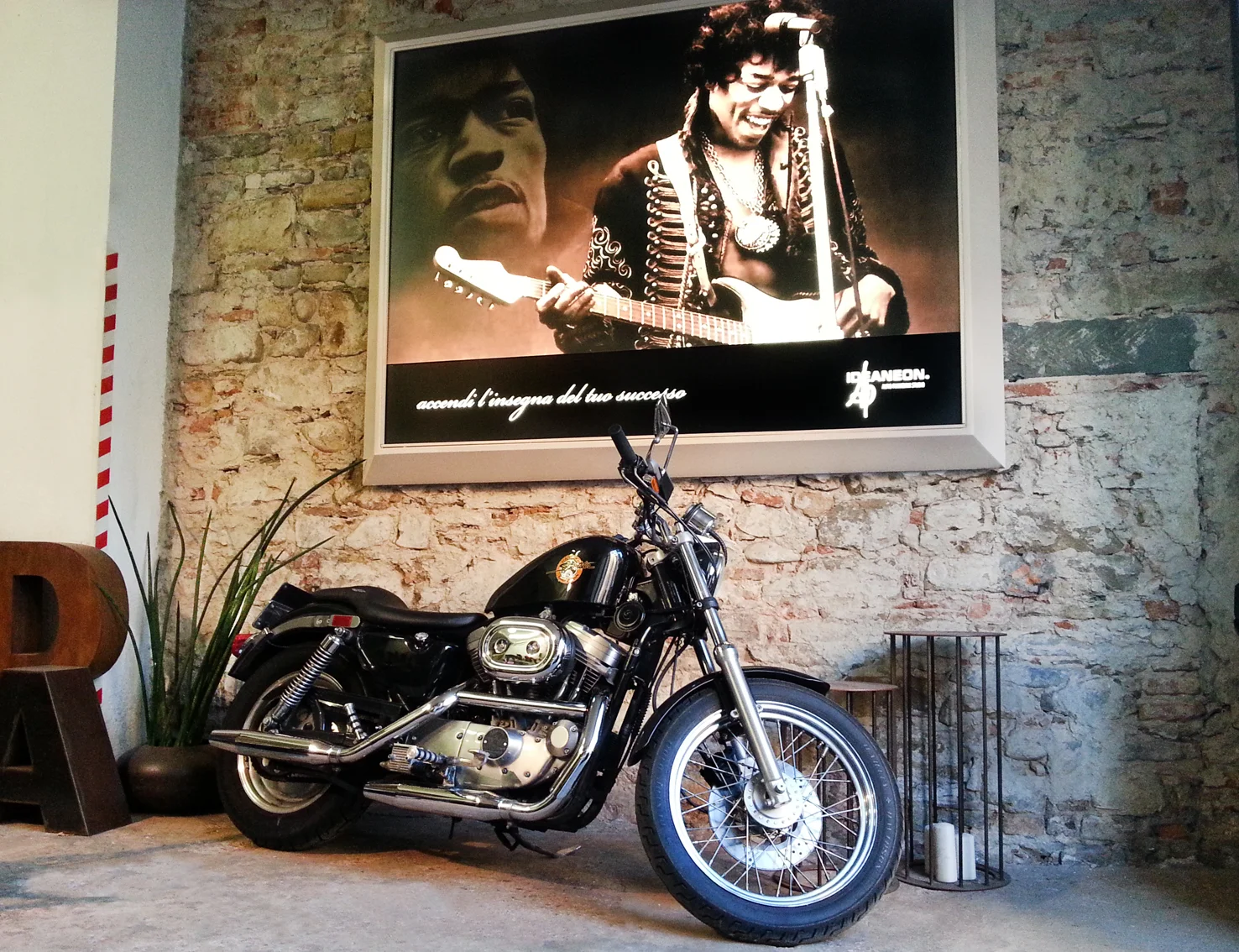 stampa digitale grosso formato illuminazione led insegna.JPG