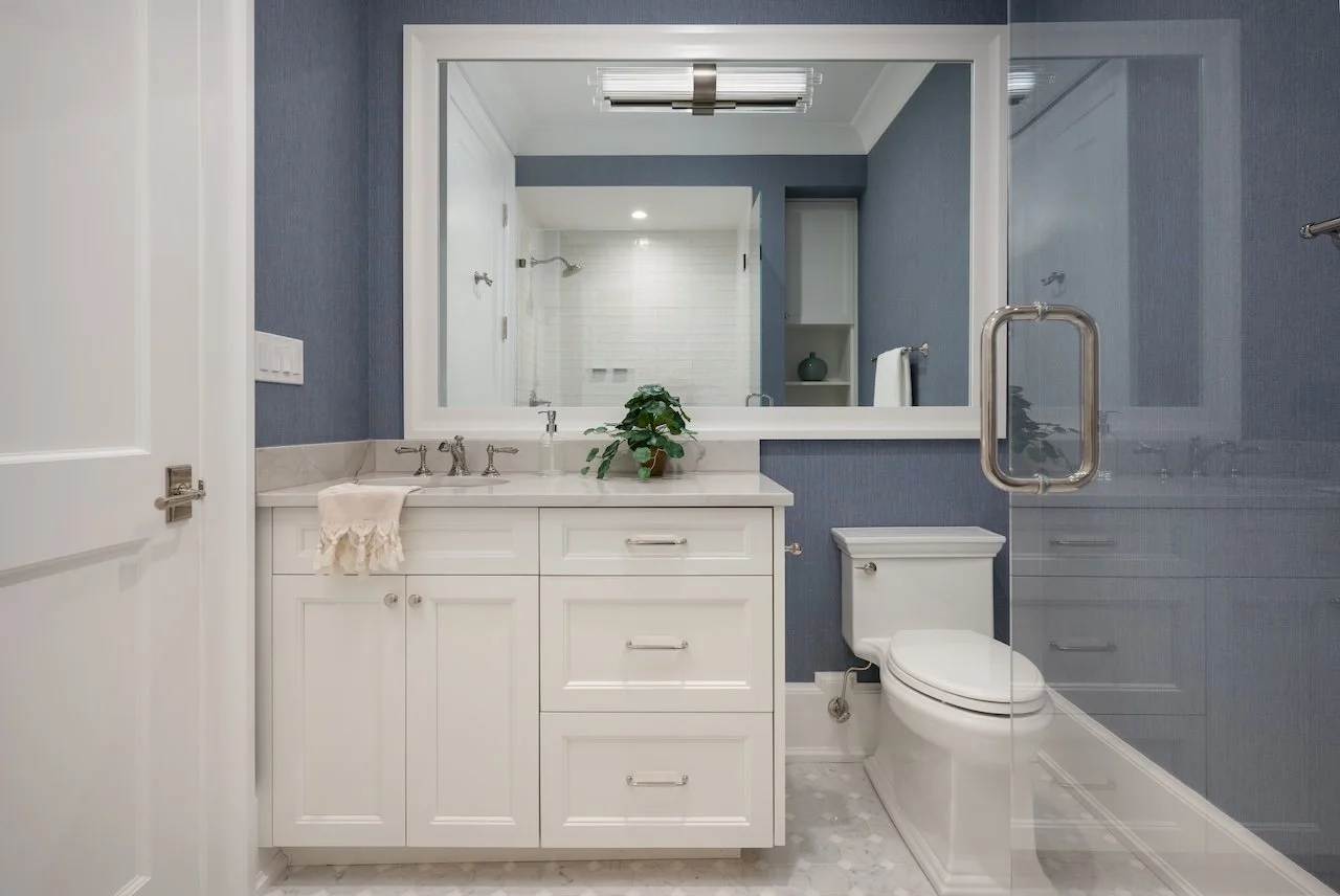 Neaman guest bath.jpeg
