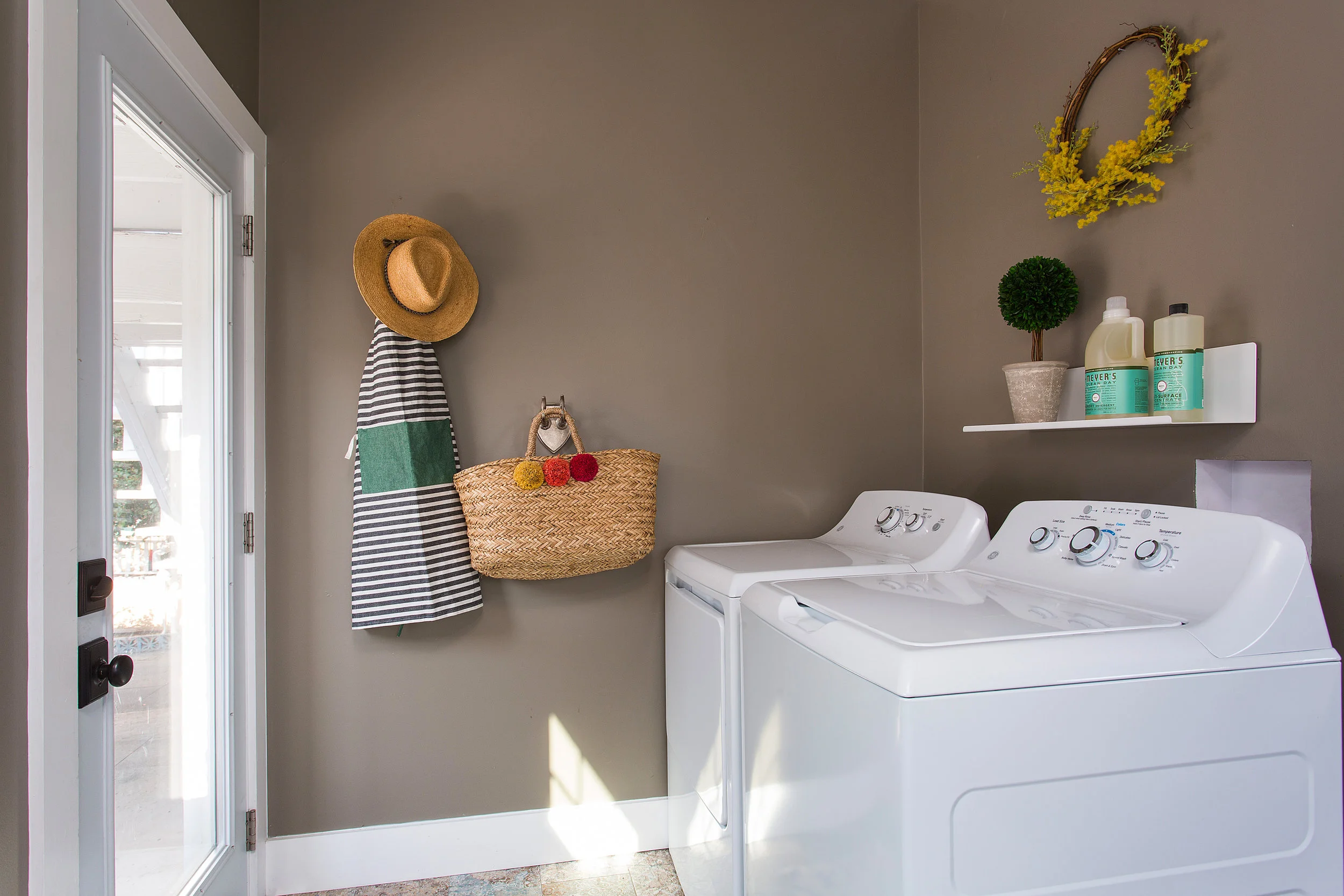 Laundry1.jpg
