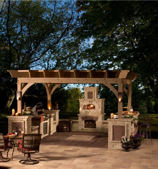 Getting the Right Lighting for your Outdoor Kitchen in Lexington