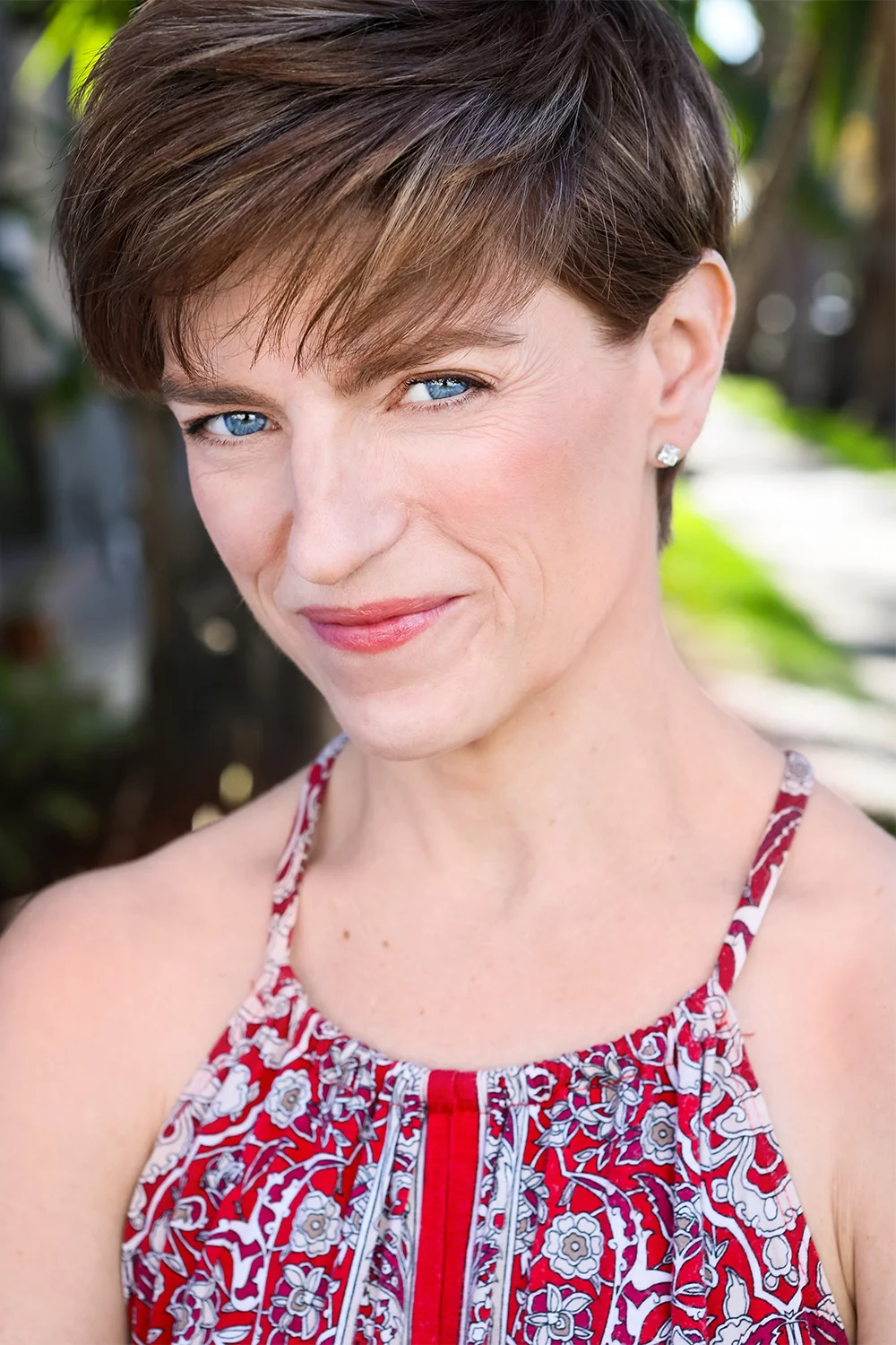 Headshots in Los Angeles with natural light