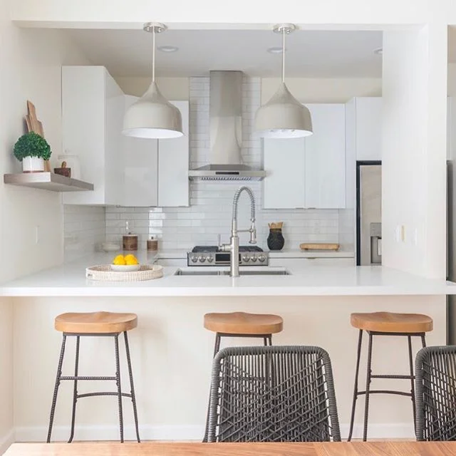Our latest staging AND remodel project in Mar Vista 😍 #homestaging #interiordesign #realestate #forsale #california #openhouse