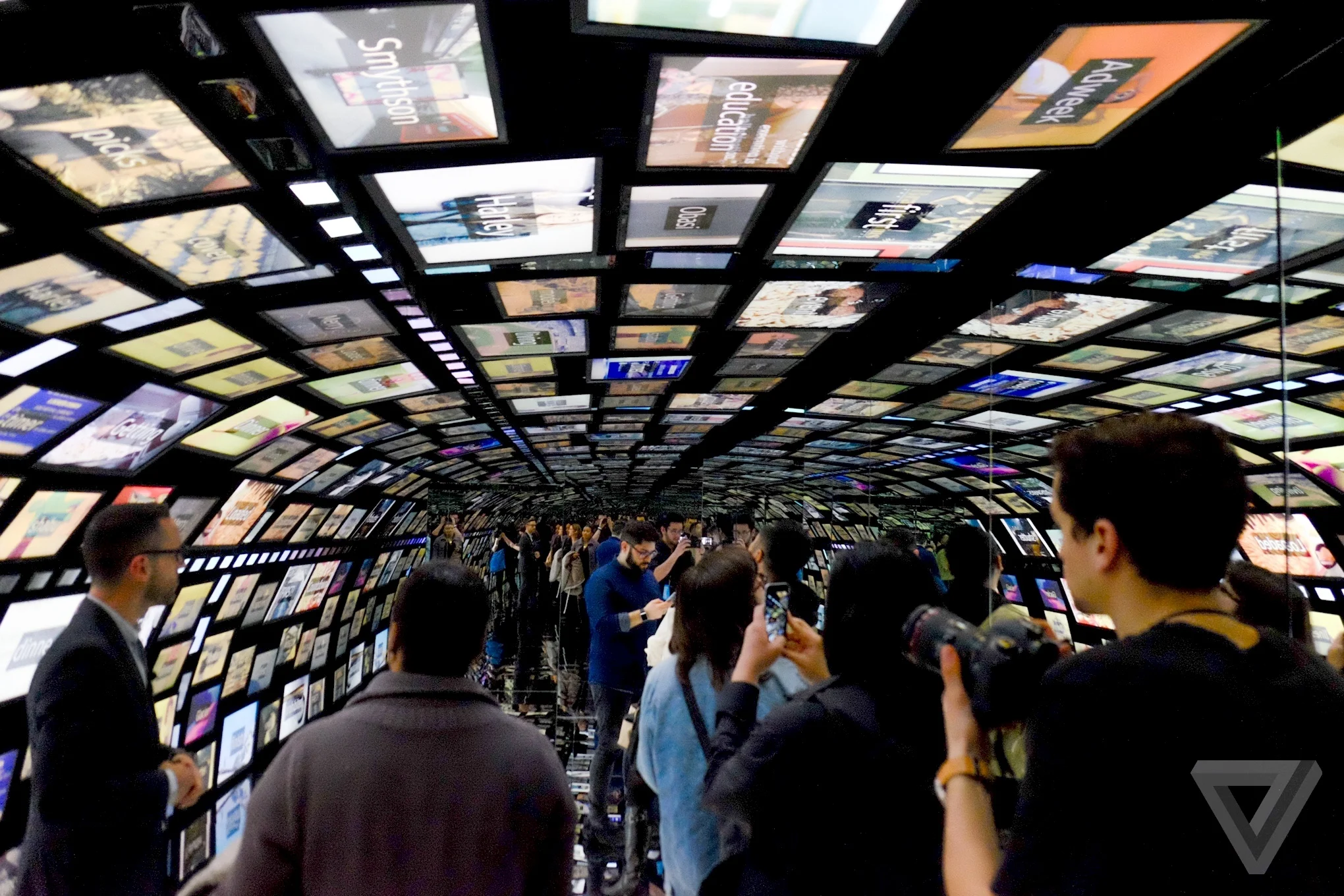 samsung8372_2040.0.jpg