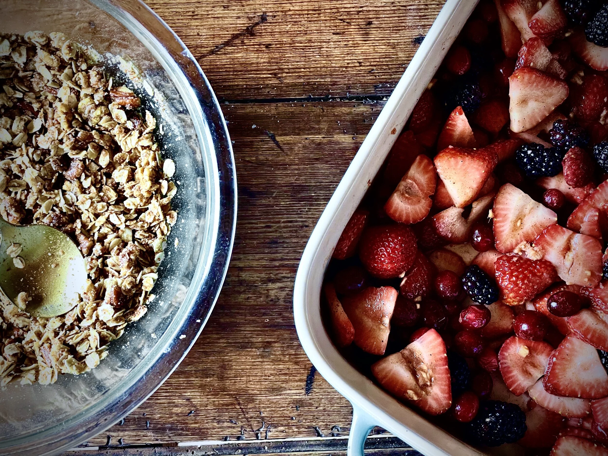 cranberry &amp; ginger oat crisp