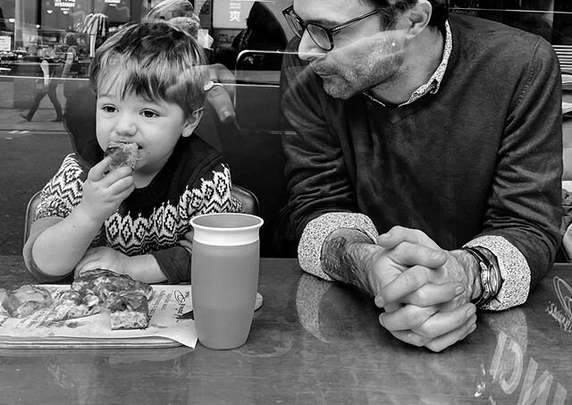 PIZZA DATE
Winding down from a year of chaos with a pizza and these two 🥰
.
.
#fatherandson #pizza #itsbeginningtolookalotlikechristmas #littlewander @littlewanderworld