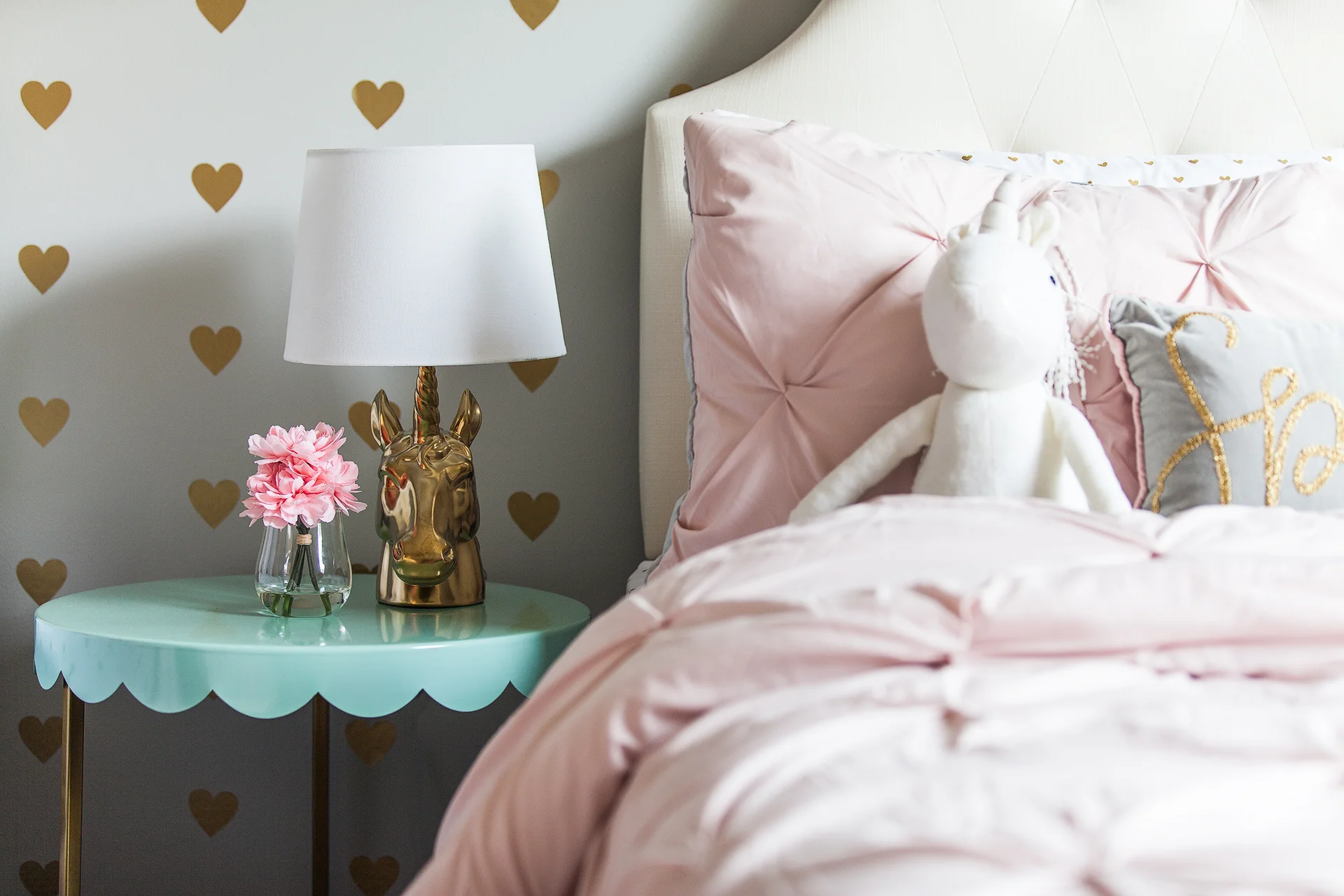 Toddler girl bedroom