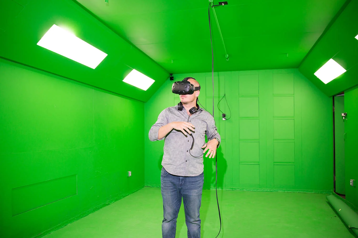 VR producer Ian Forester at 35-years-old from my ongoing personal project "28 at 28"