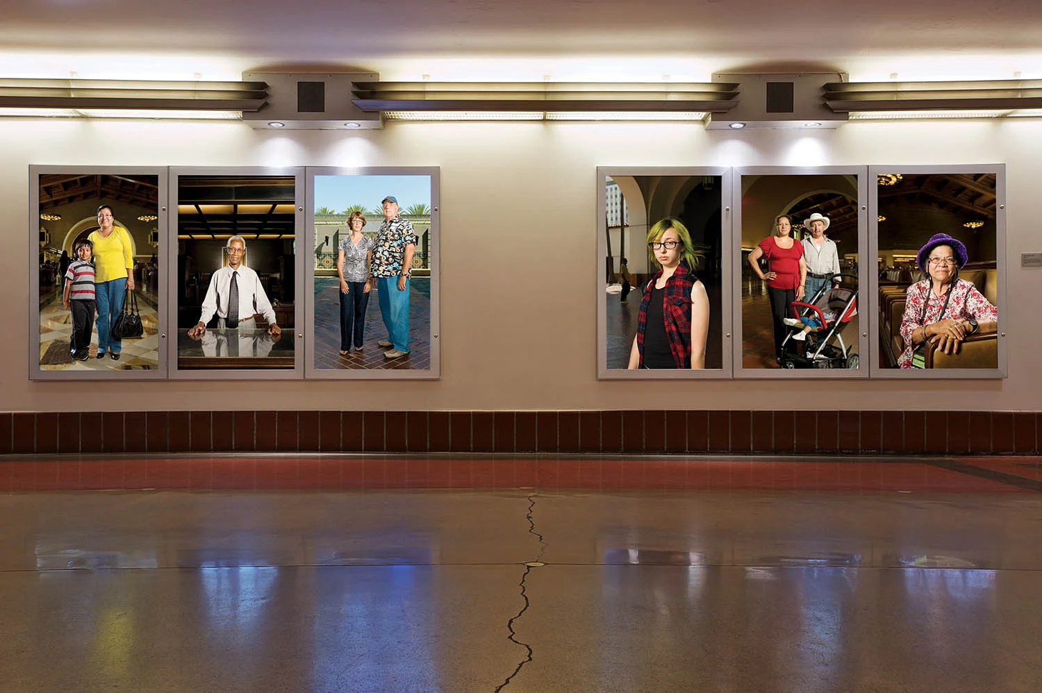 Lightboxes and didactic plaque in Union Station. Photo courtesy of MetroArt.