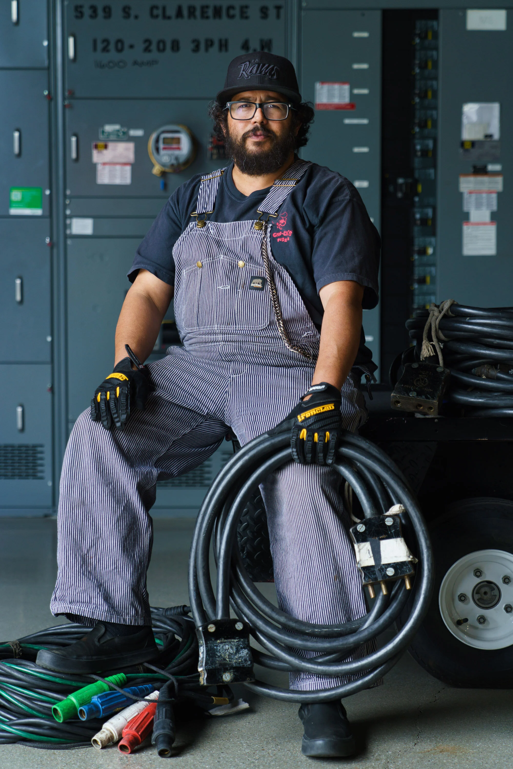 05_SamComen_Working_2985.jpg