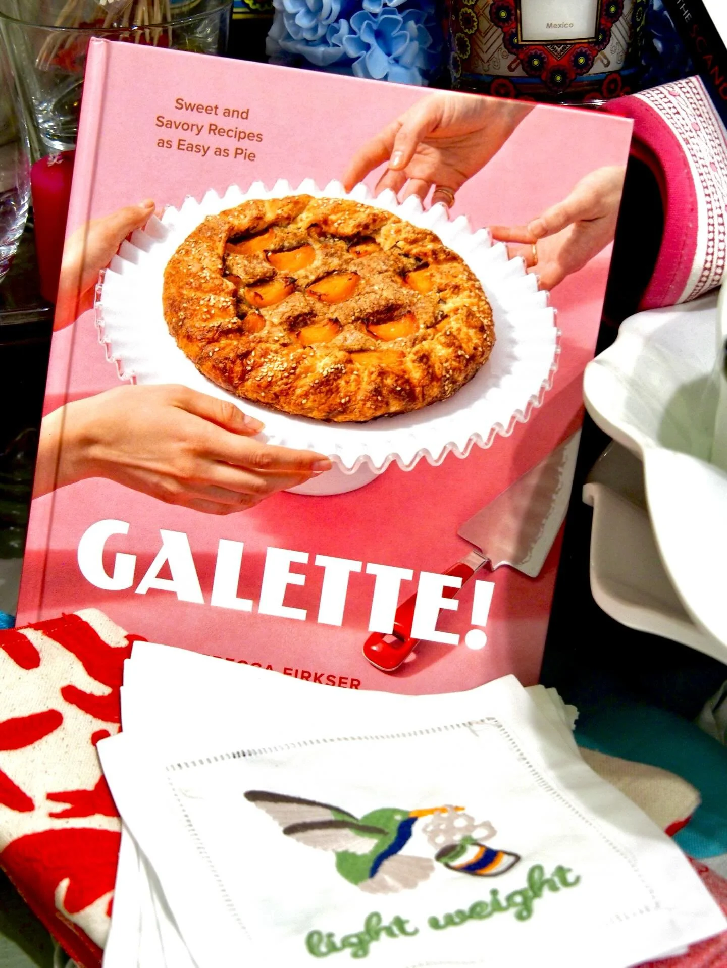 The perfect book to make any galentines day recipe! Come see our collection of cookbooks from mocktails to French cuisine we have it all 💙
.
.
.
#cookbooks #design #recipe #hinsdaleil #galentine