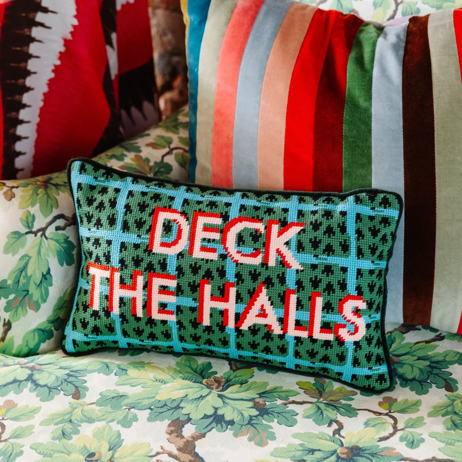 needlepoint deck the halls 3.webp