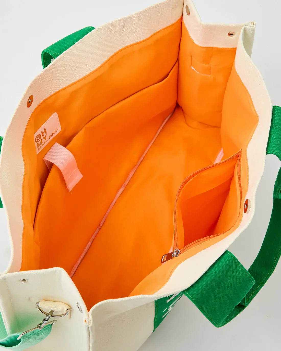 OMM tote green 2.webp