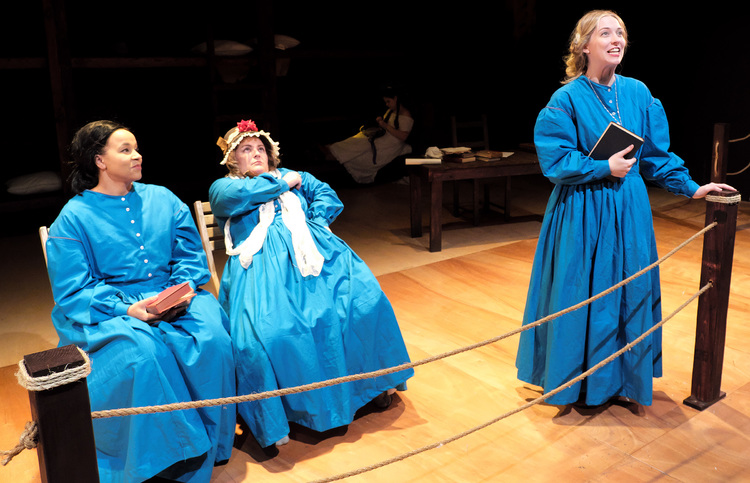 tn-1000_belfastgirls_corribtheatre_anyapearson,summerolsson,tiffanygroben_photobyadamliberman.jpg
