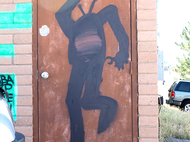 655 North Solano Drive Spray Paint Saba, Rep, Pate 2011