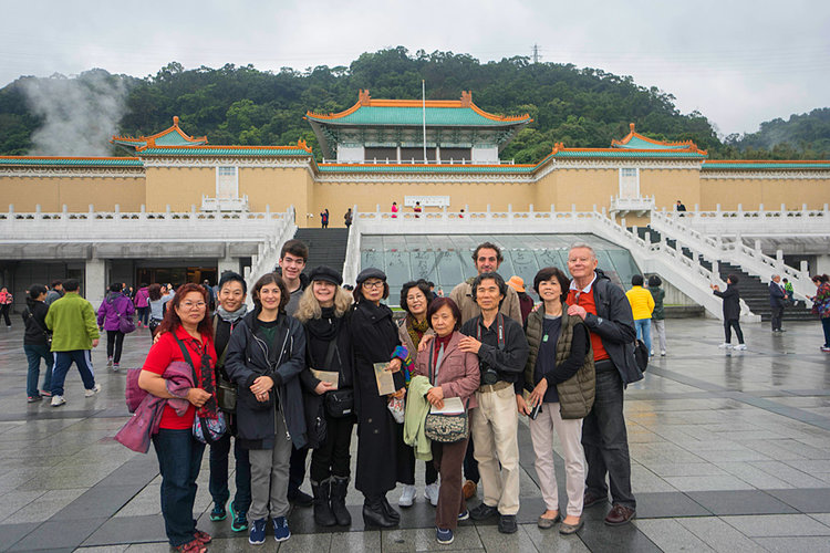 International Exchange Shows