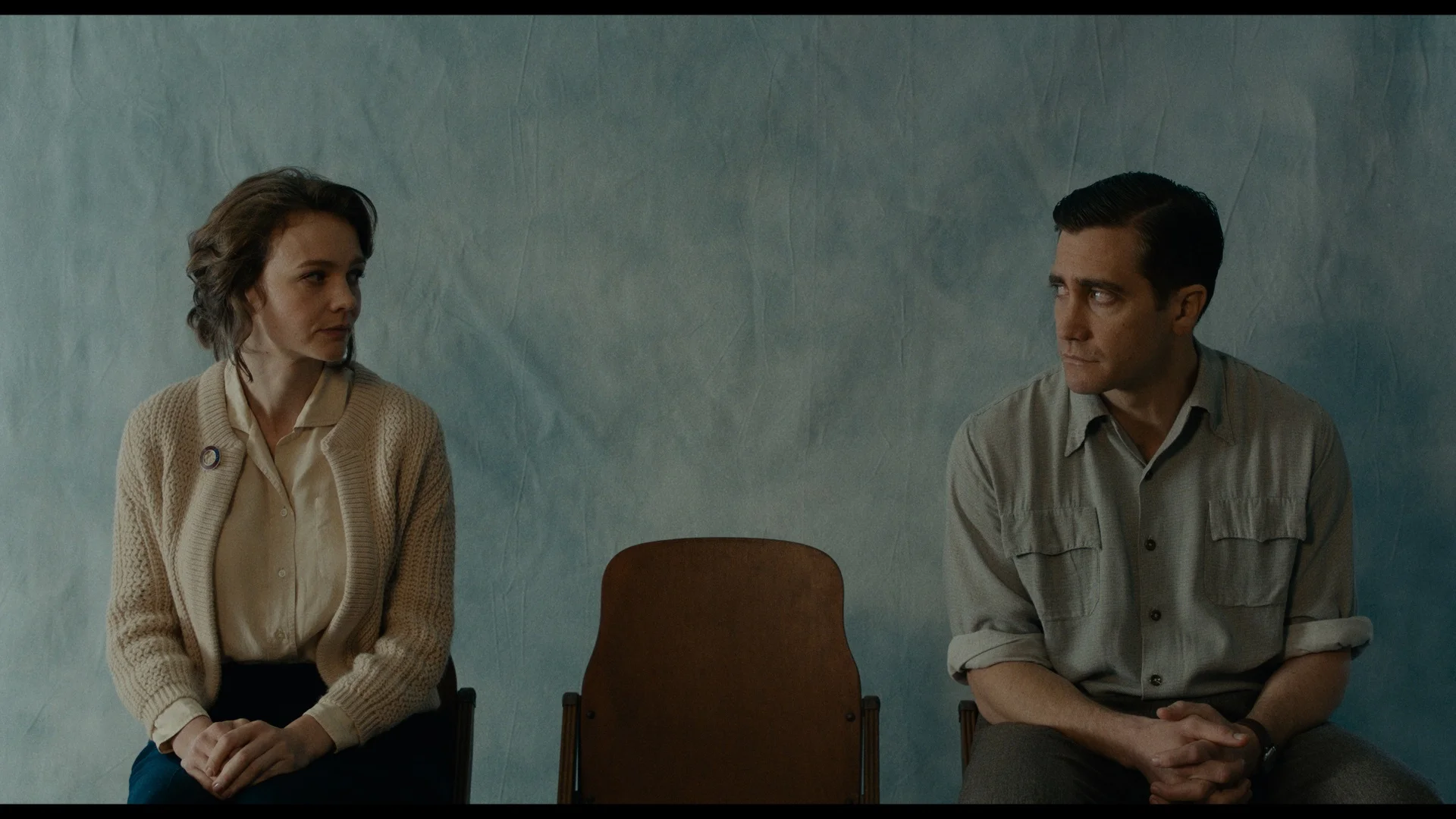Carey Mulligan and Jake Gyllenhaal in Wildlife (IFC Films)