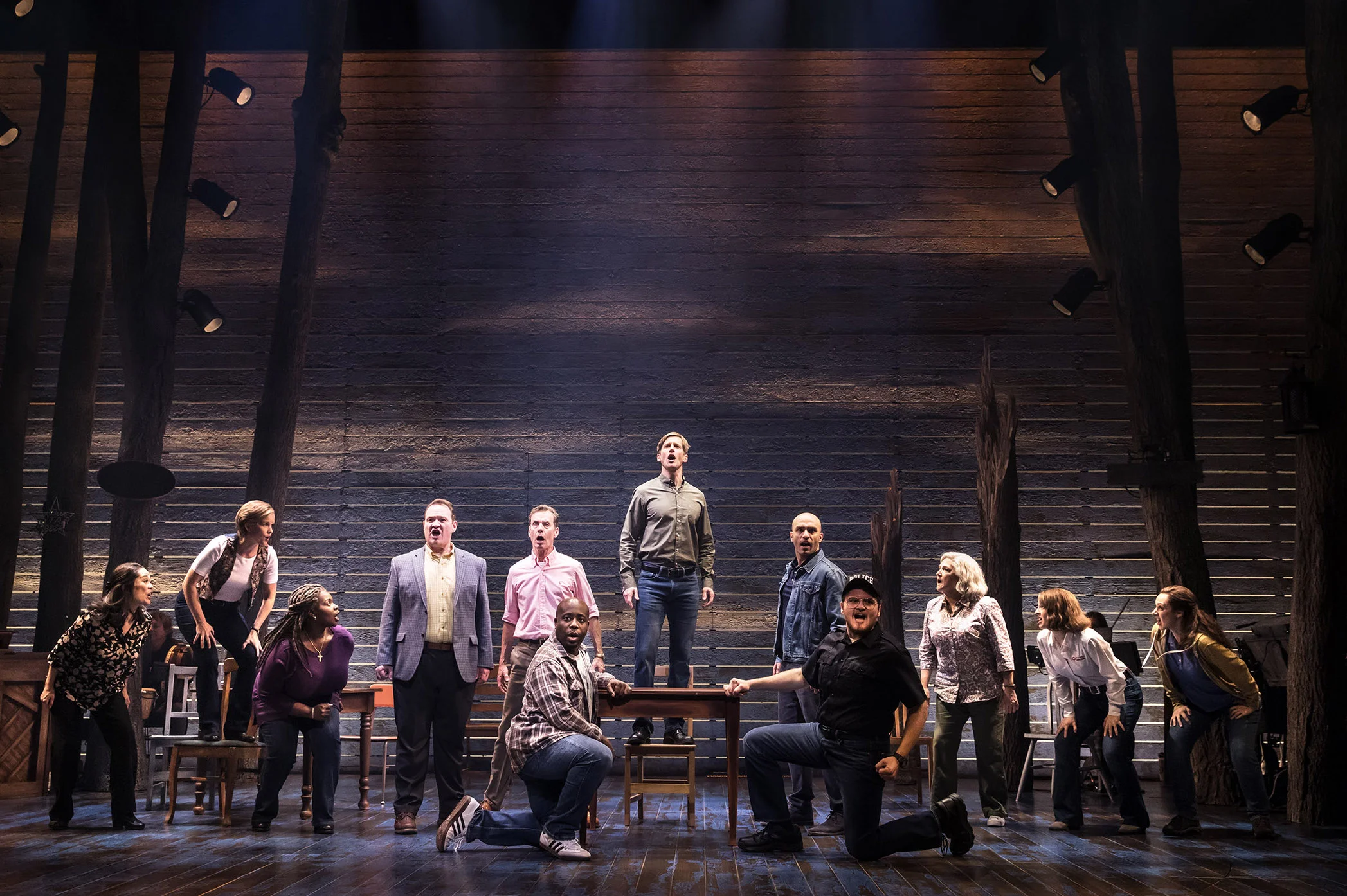 0849_The-First-North-American-Tour-Company-of-COME-FROM-AWAY-Photo-by-Matthew-Murphy-2018-682ba599f2.jpg