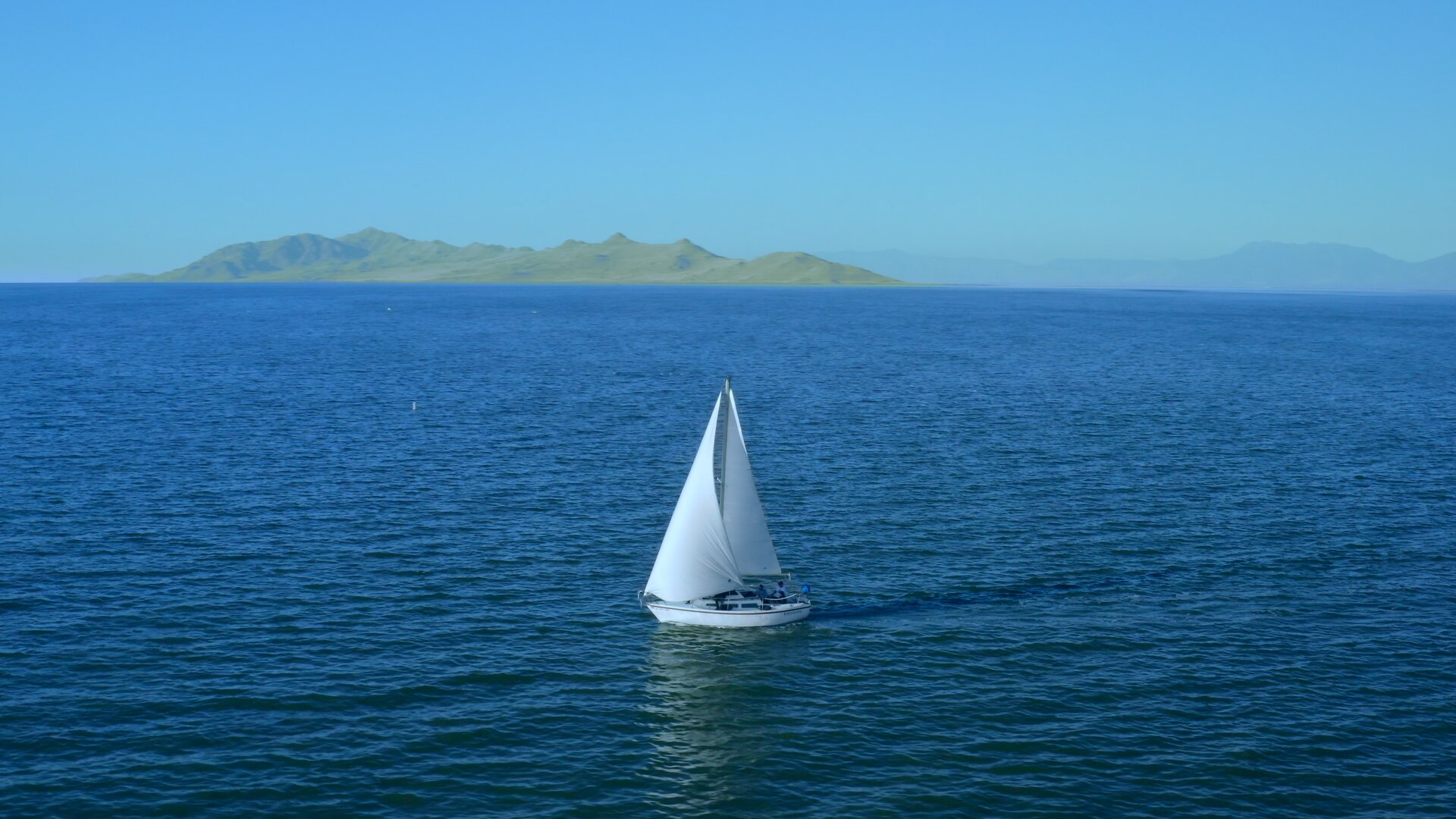 SailBoat_Color_Still_02.jpg