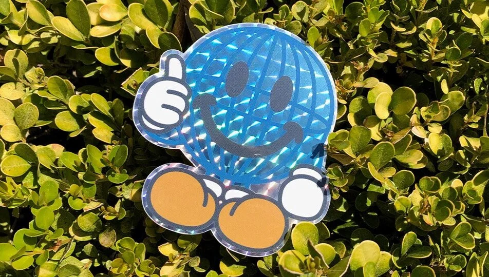 Sticker_Globe.jpg