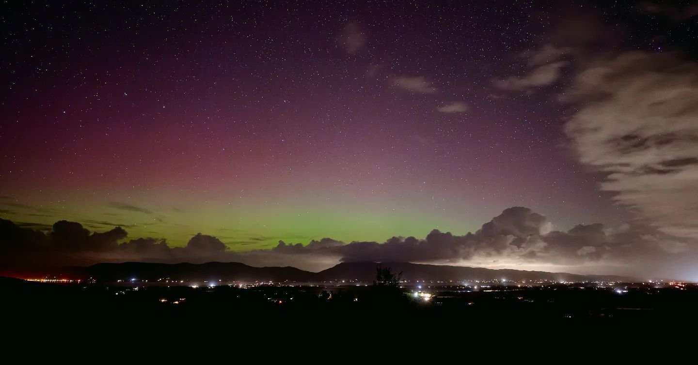Aurora Borealis over the Kingdom. 
#northernlights #cokerry #astrophotography