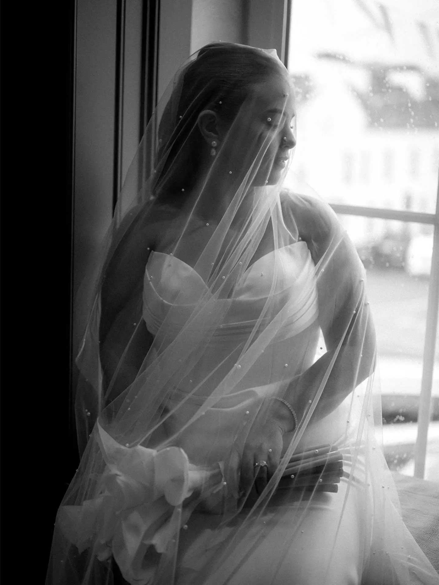 Denise and Alex 💜

Venue: @sneemhotel 
Videographer: @dtweddingfilms 
Makeup: @ainemcmahonmakeup 
Hair: @triciaosullivan_bridal_hair 
Dress: @muse.bridal 
Flowers: @kenmare_flowers 
Cake: @sugarbombcakeskenmare 
Ceremony music: @lily_m_music 
Evenin