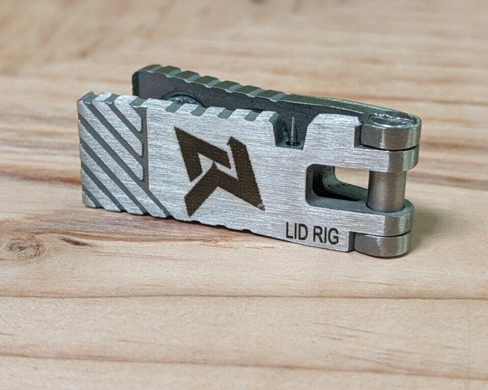 lid+rig.jpg