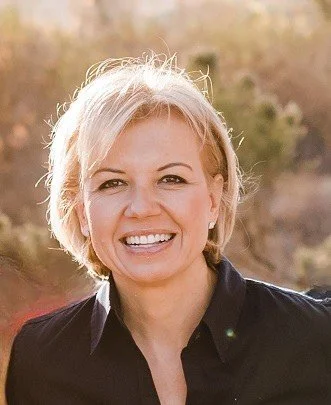 Madeleine Nawrocki, AMFT