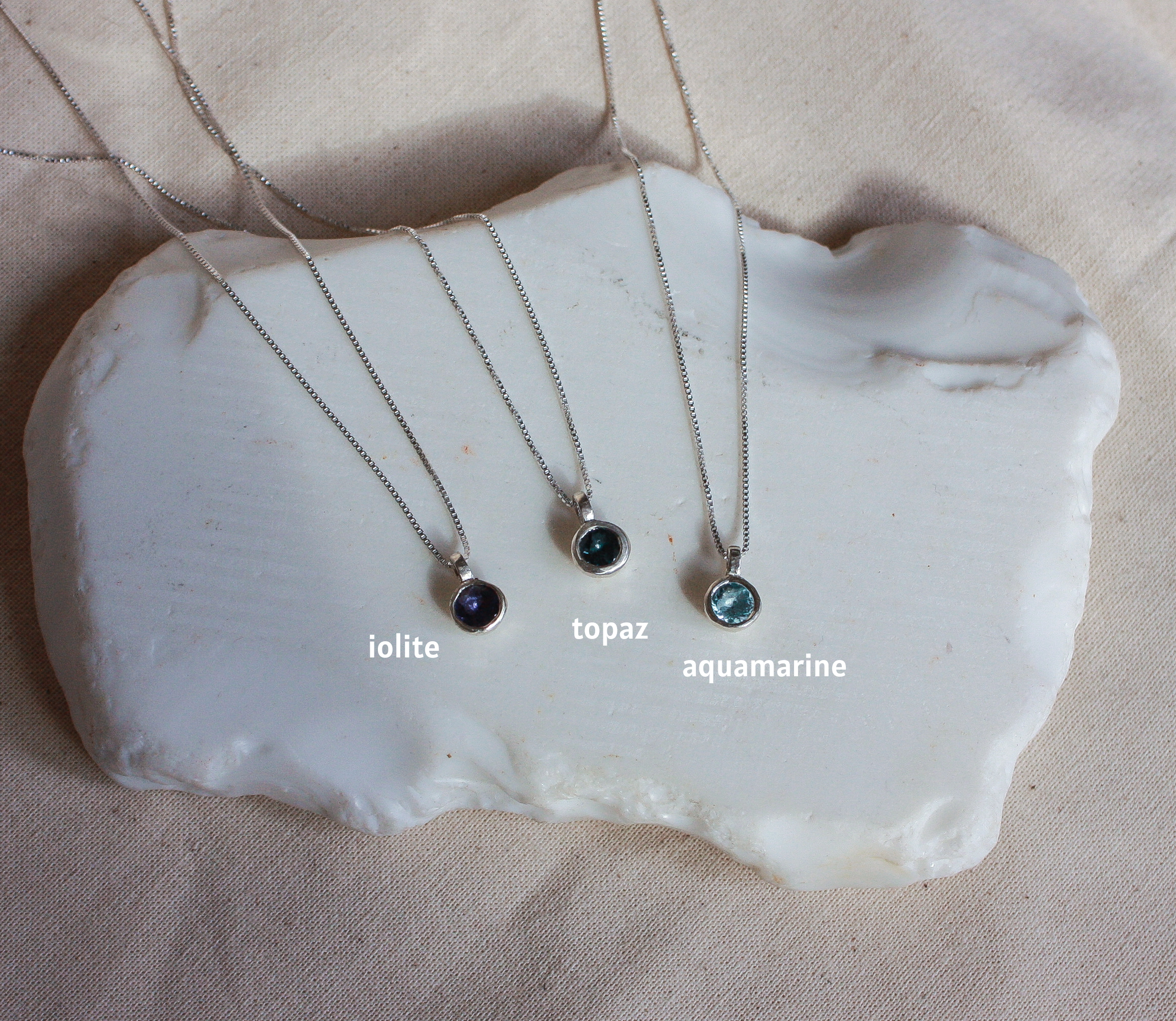 berrynecklaces2.png