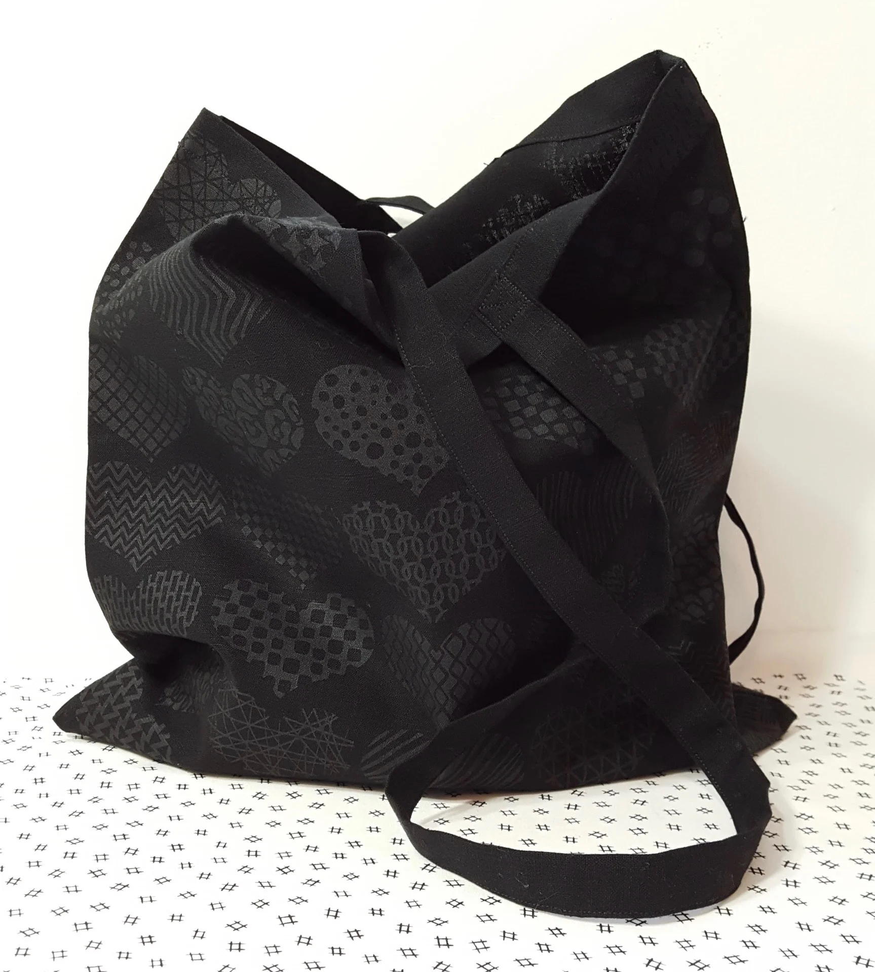 40 Hearts tote Red / Black