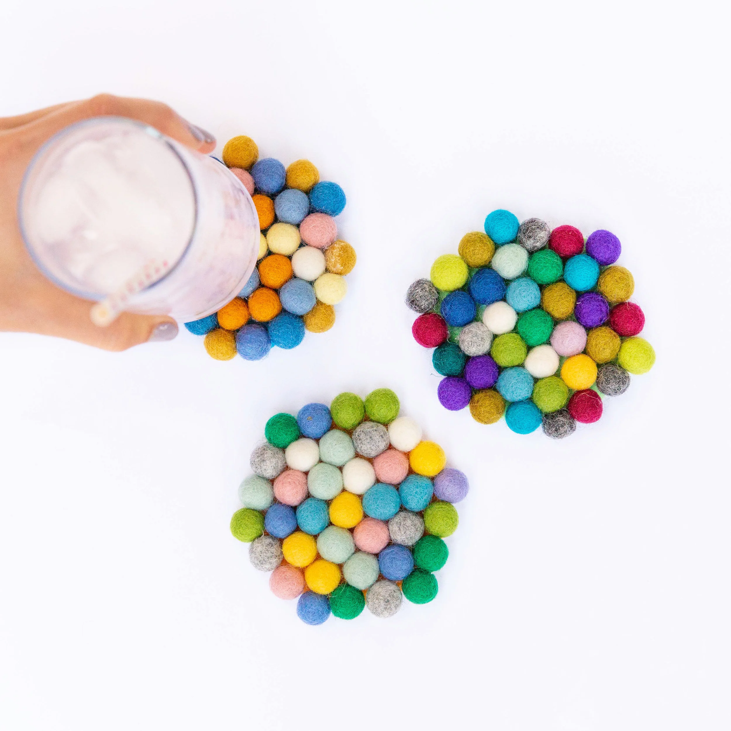 diy-pom-pom-coasters.jpg