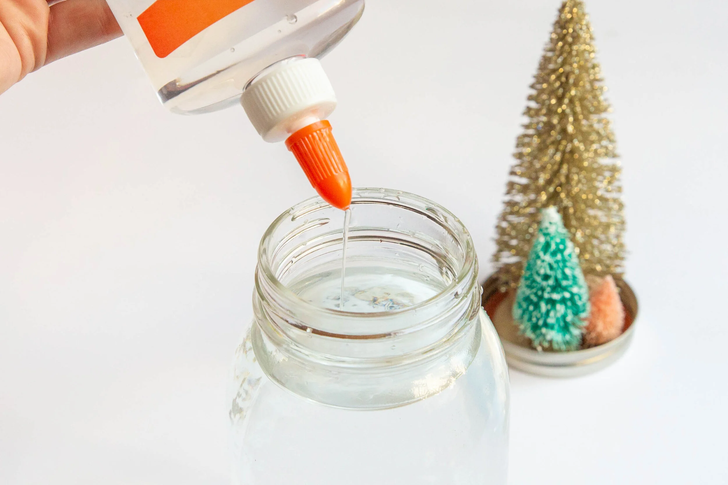 DIY Snow Globes diy-snow-globes