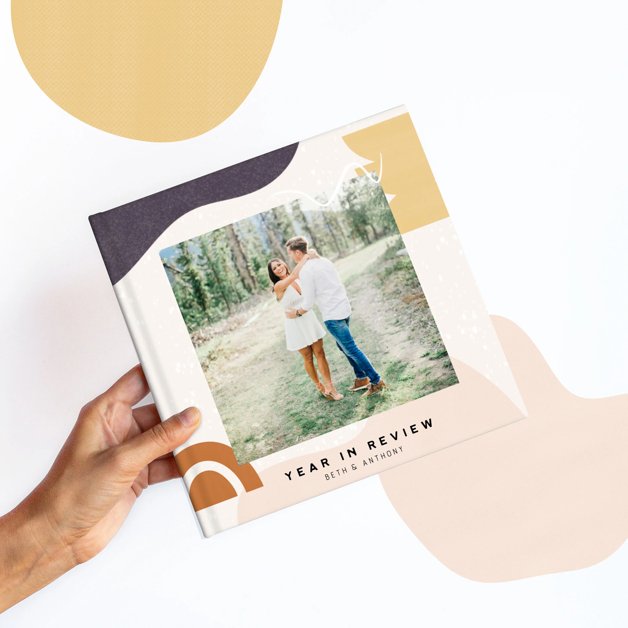 5 Easy Steps to Making Your Year-in-Review Photo Book — Mixbook Inspiration