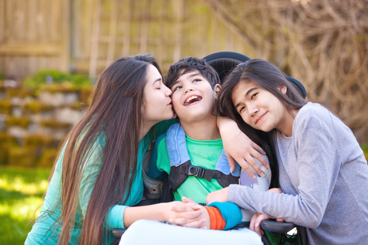 4 Easy, Out-Of-The-Box Ideas for Sibling Photo Shoots