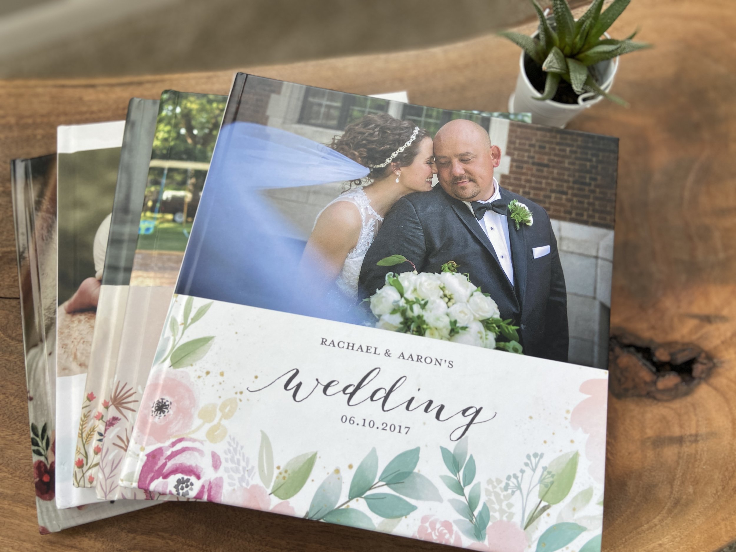 How to Organize a Wedding Album: 3 Tips to Make Your Photo