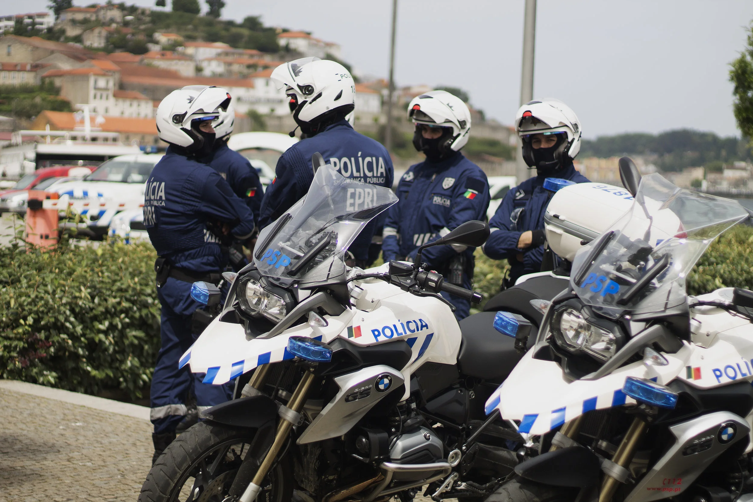 policiaprint.jpg