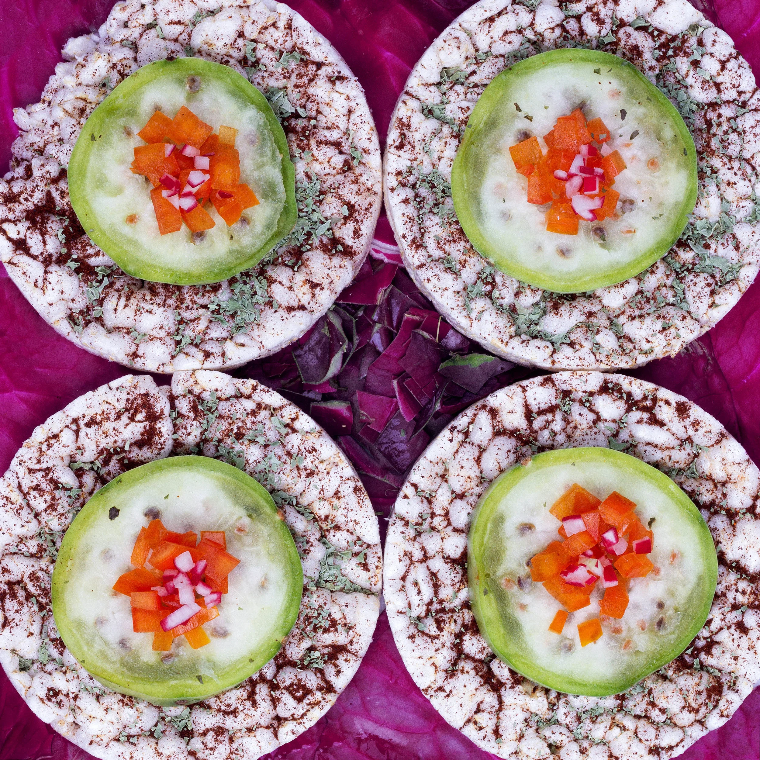  Cabbage, rice cakes, cactus pear, persimmon, radish, basil, and red pepper. 