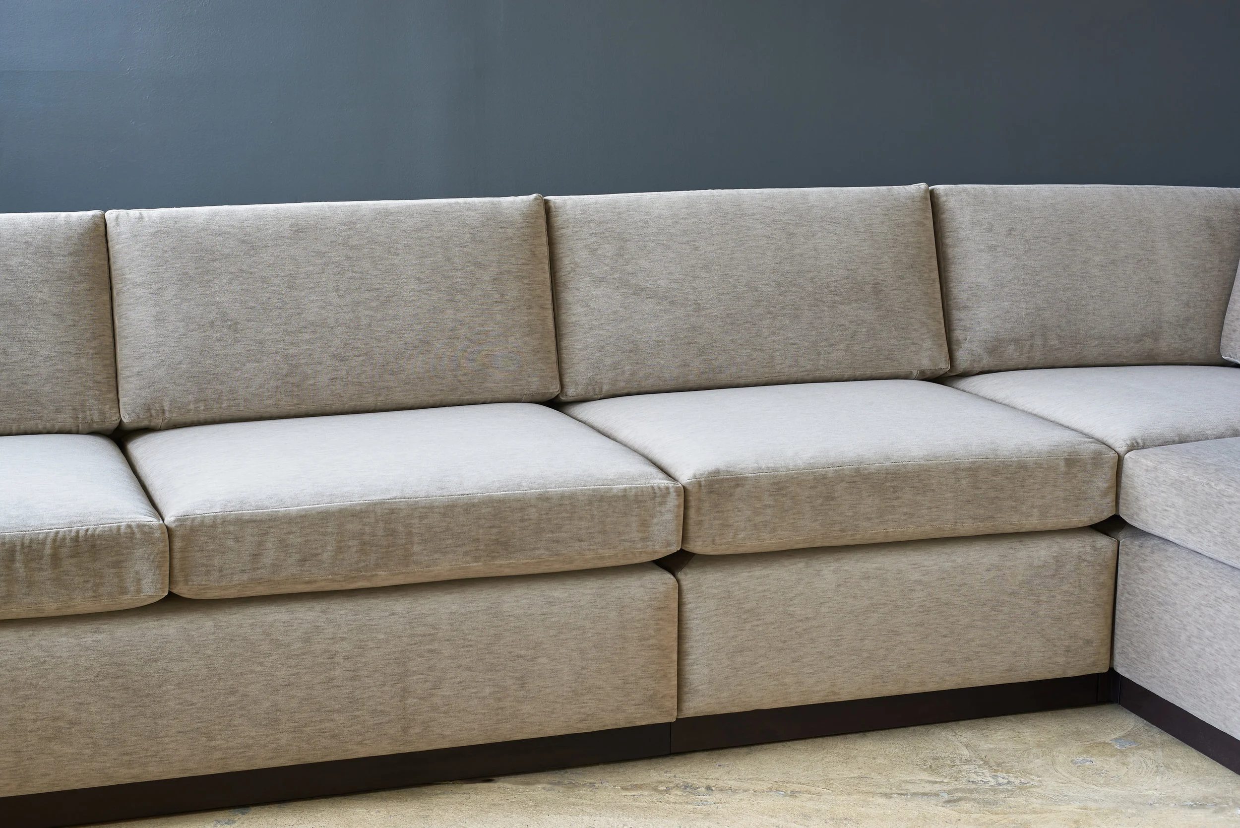 Madison Sectional Sofa_c.jpg