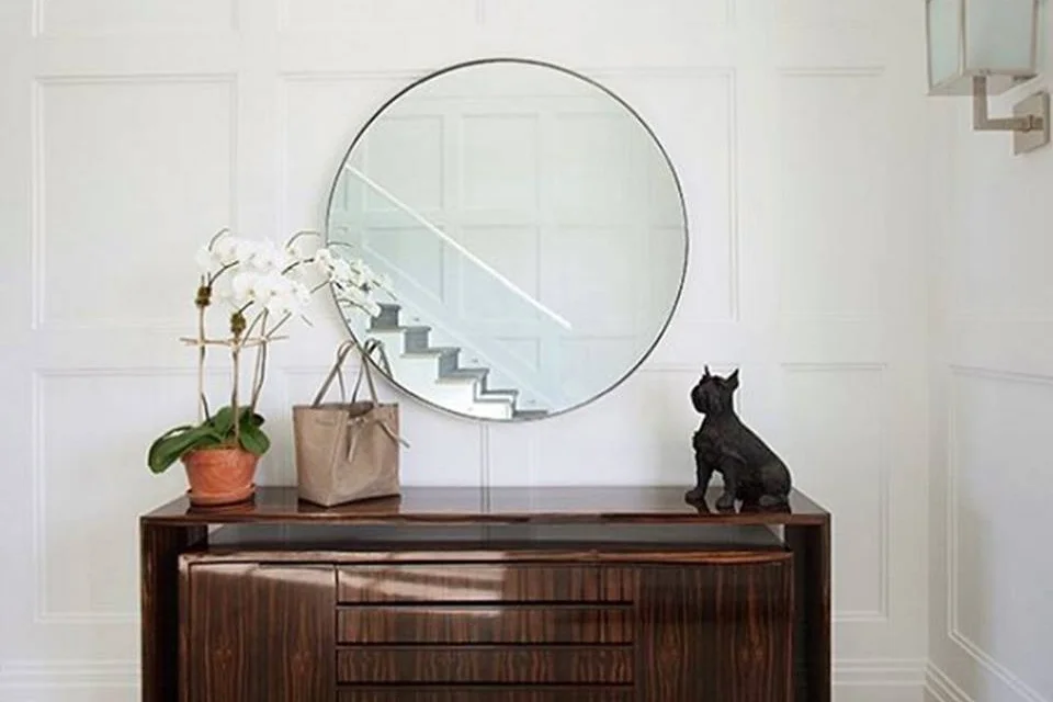 Michelle Gerson Interiors Shown: O Mirror