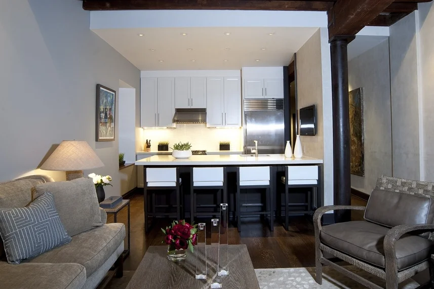 Benjamin Cruz Shown: Mercer Counterstools