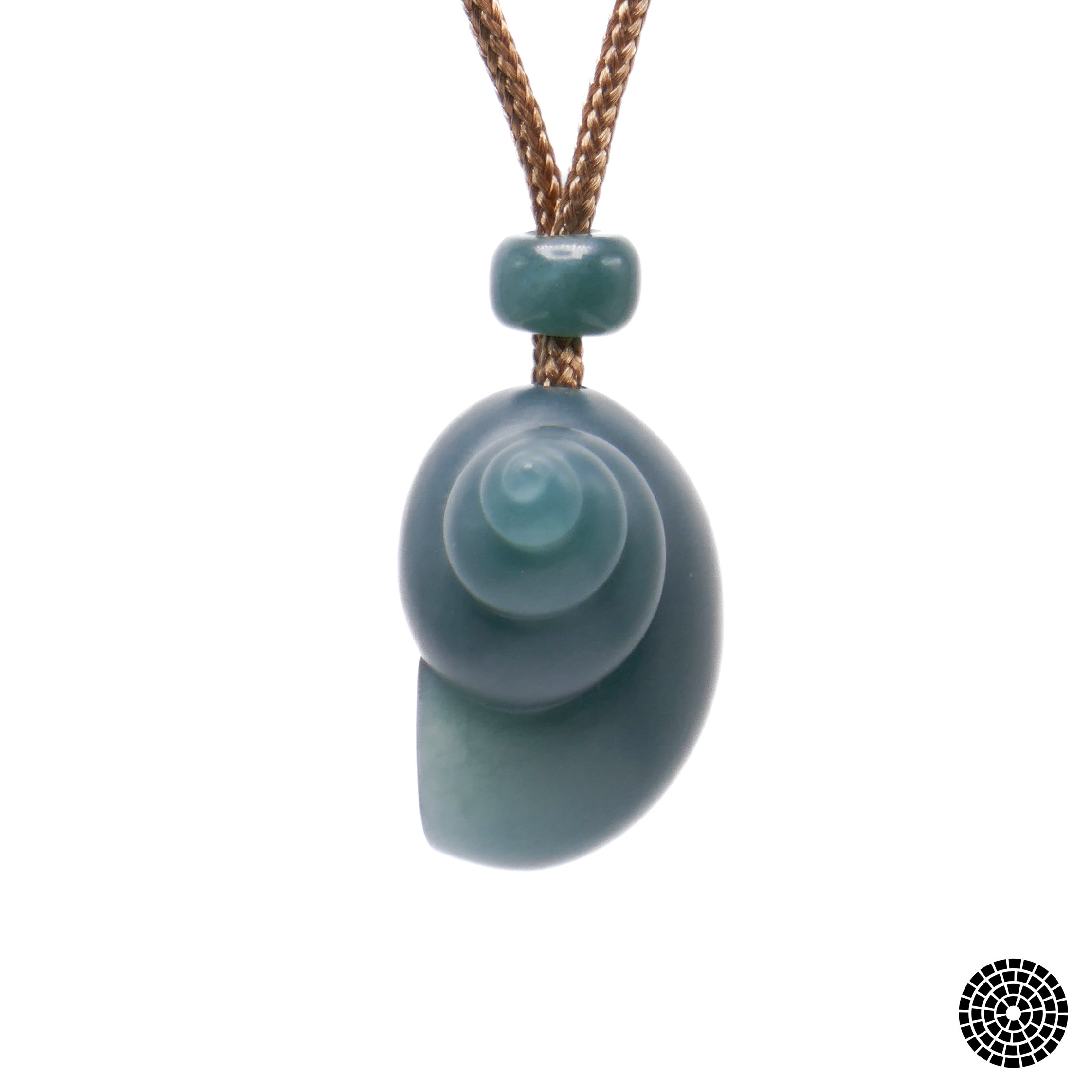 Handmade Jade ocean allure sea shell pendant -7.jpg