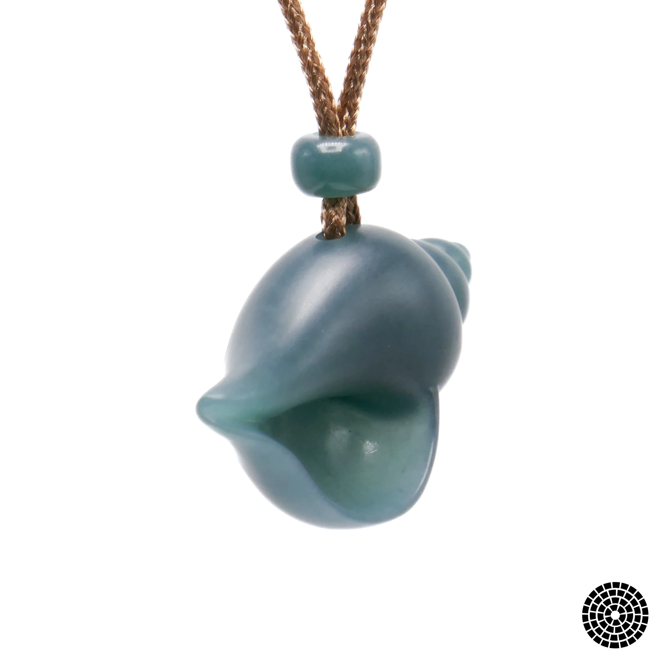 Handmade Jade ocean allure sea shell pendant -4.jpg