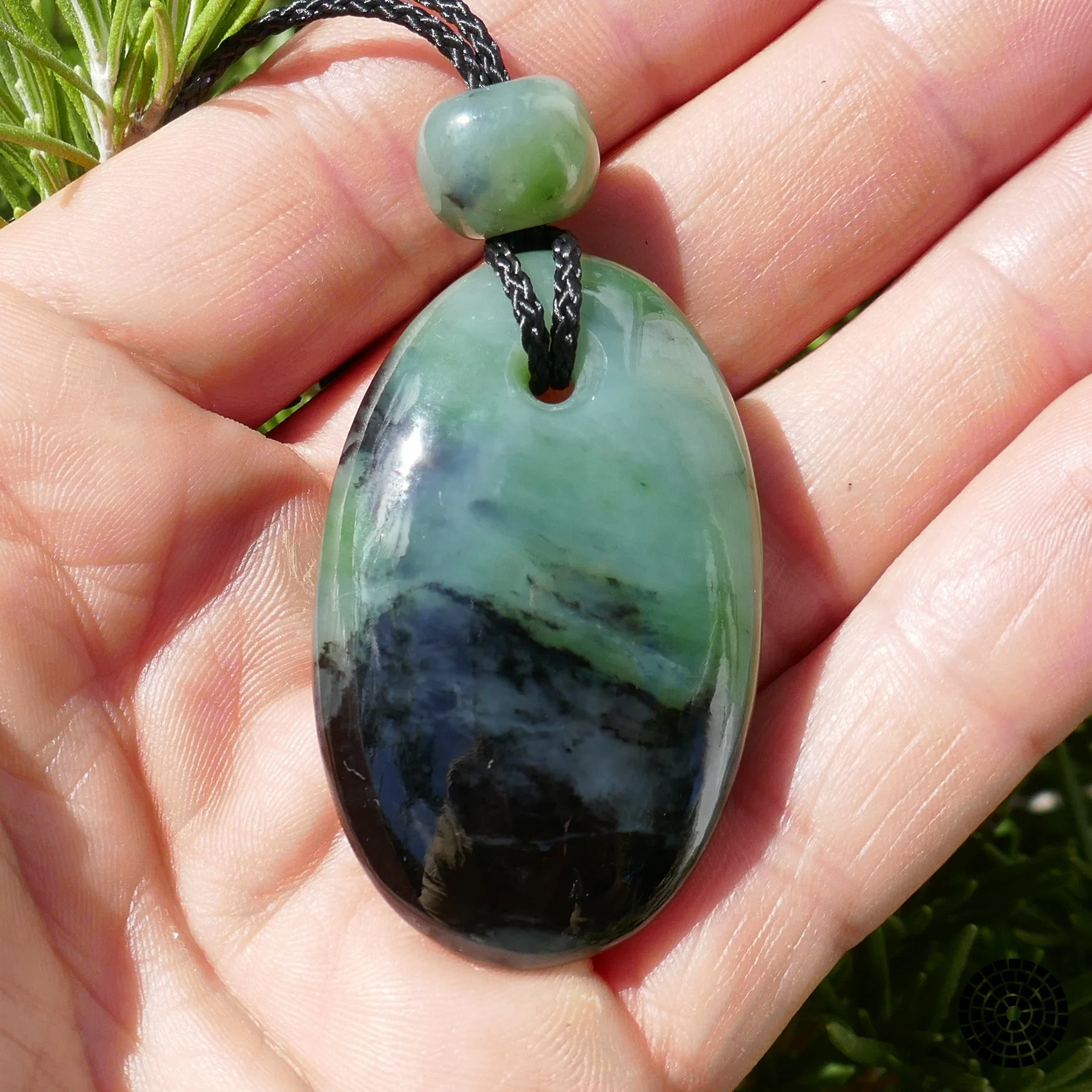 Handmade Jade earrings & pendants and carvings outside -10.jpg