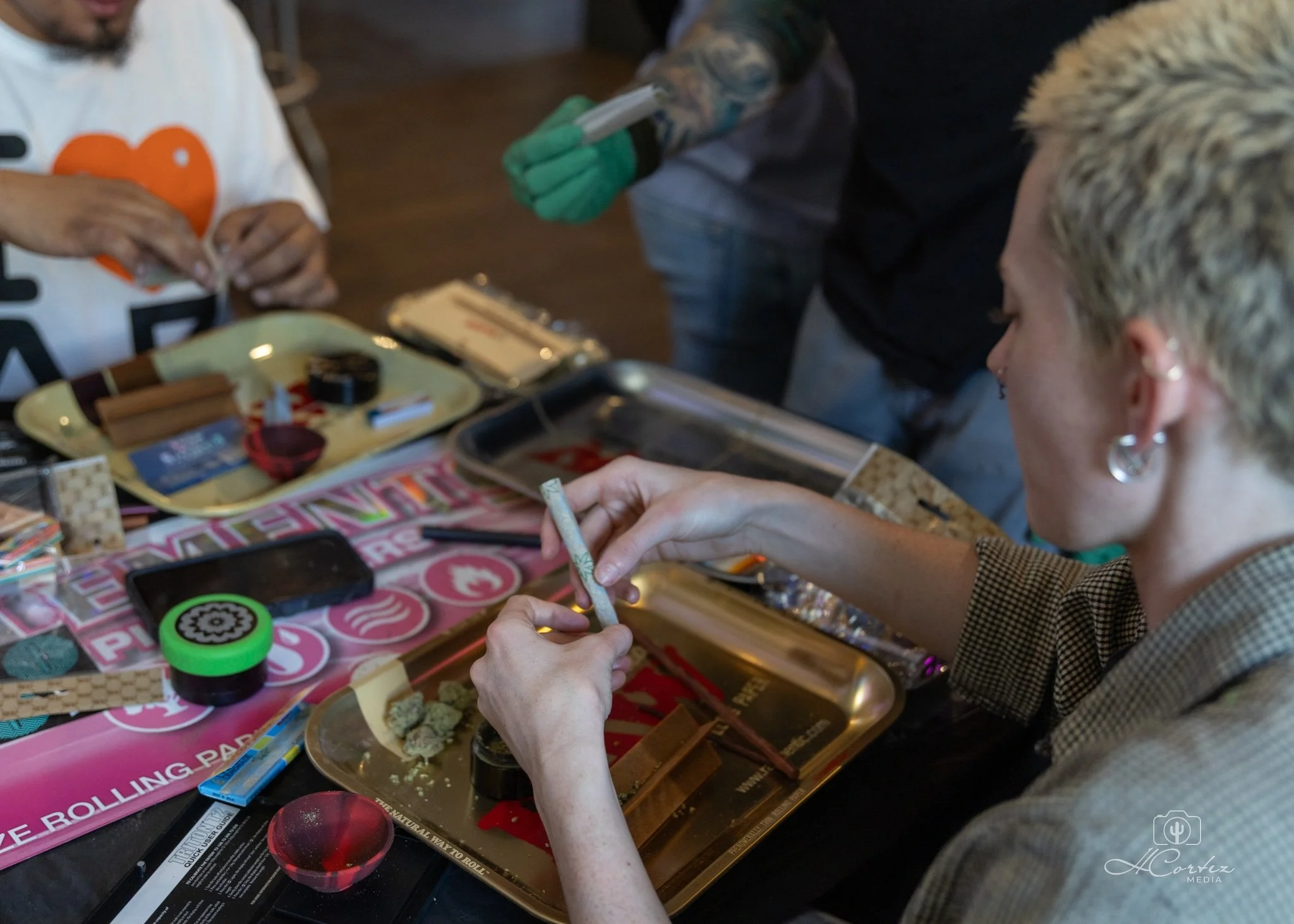 "You Have to Smoke It to Know It": Sesh With MotaVated Academy’s Mia Cristerna and Professional Joint Roller Desert Doinks