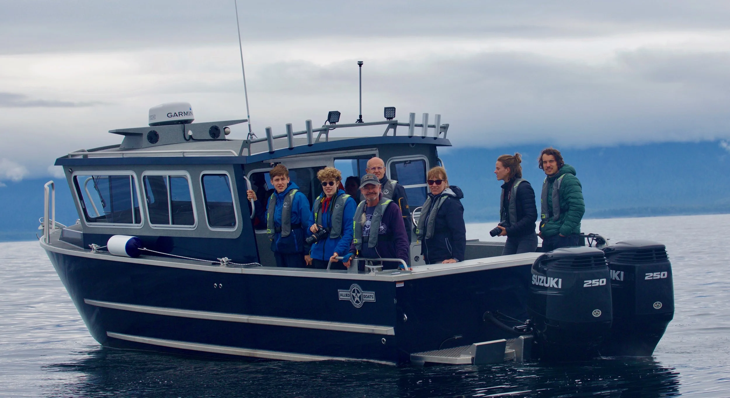 Tofino wildlife Tour boat