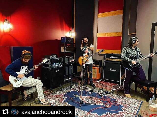Marky Mark and the Funky bunch at it at again 💪@avalanchebandrock

#Repost @avalanchebandrock (@get_repost)
・・・
Putting the finishing touches on our next EP this weekend at @defwolfstudios with @mm.productions🤘Can&rsquo;t wait for ya&rsquo;s to hea