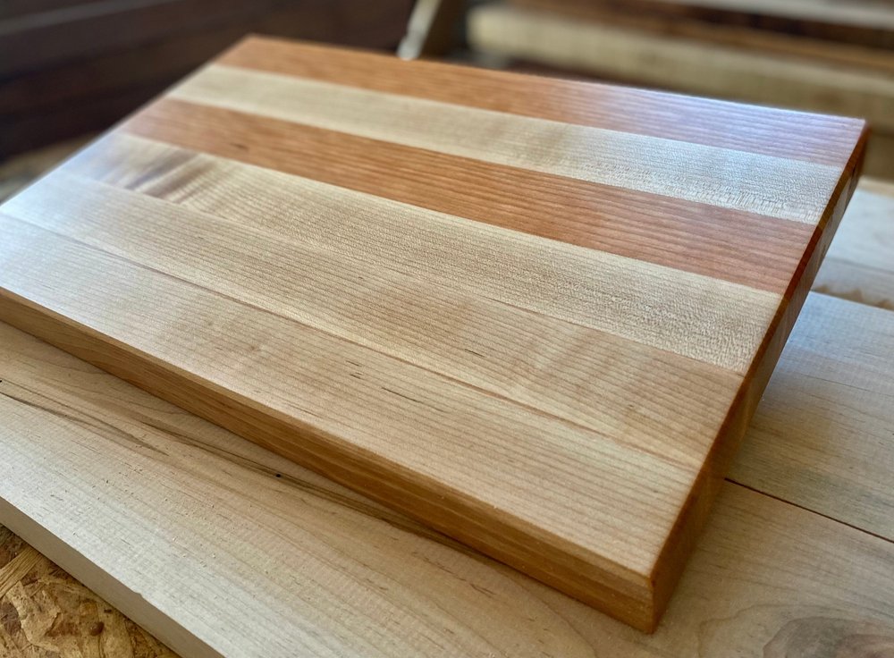 Organic Maple Cutting Board – East co.