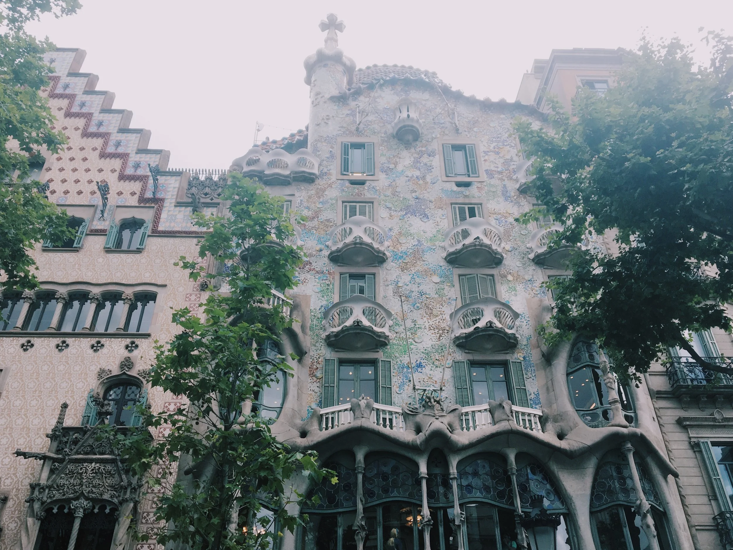 Barcelona Spain Travel Guide Visiting The Dreamy City Of Gaudi Kimcollective