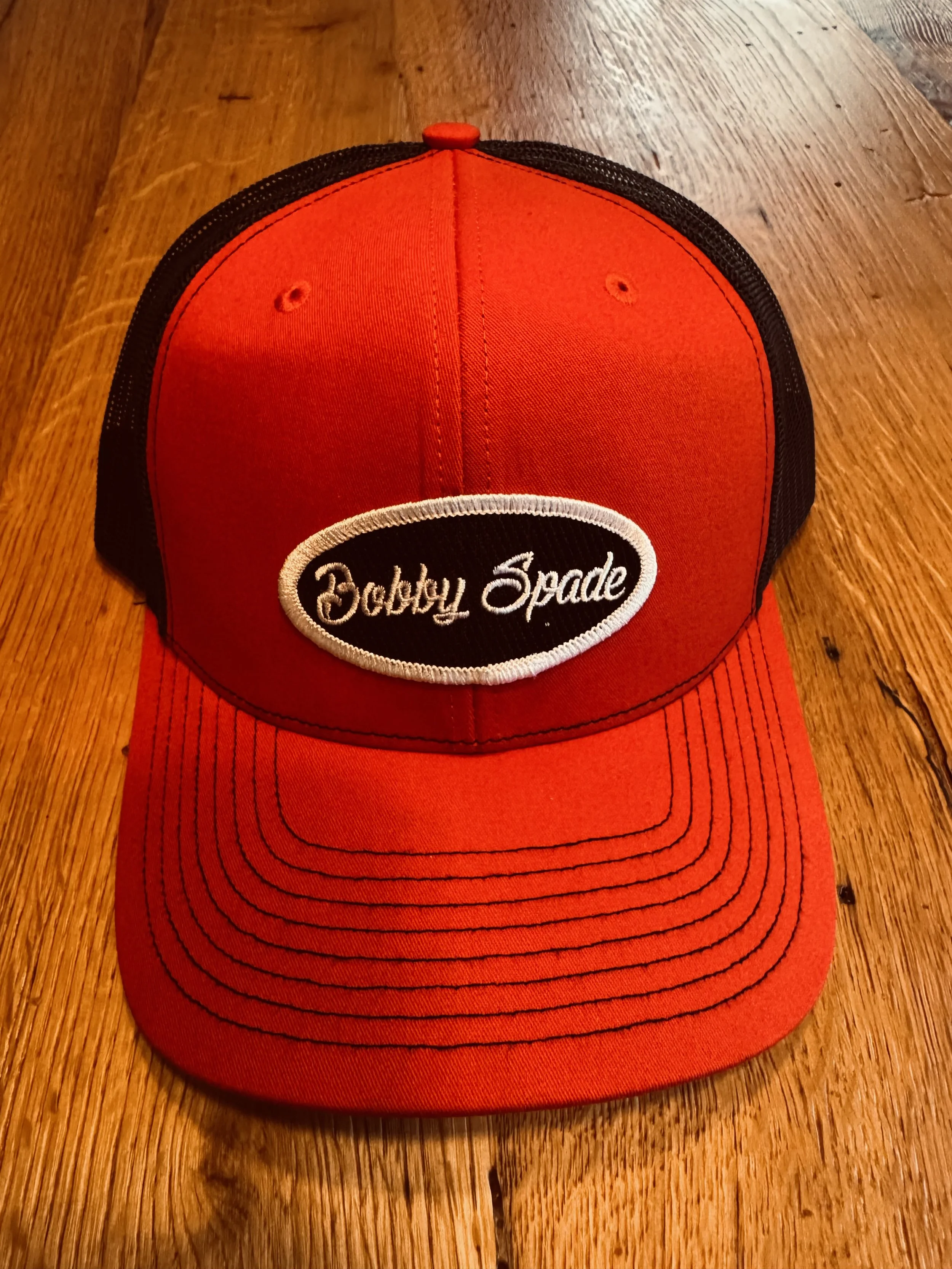 red and blk snapback 2.jpg