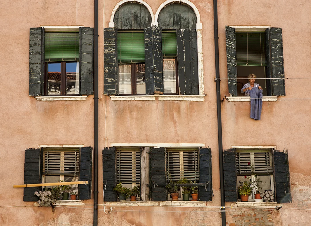 Venice, Woman doing Laundry